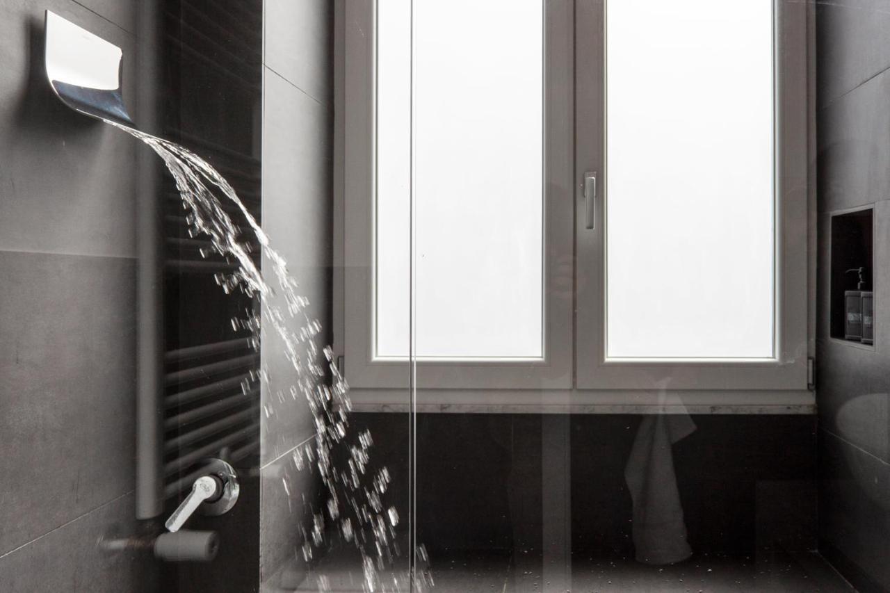 Vesucharme Suite Luxury Room Napoli Bagian luar foto
